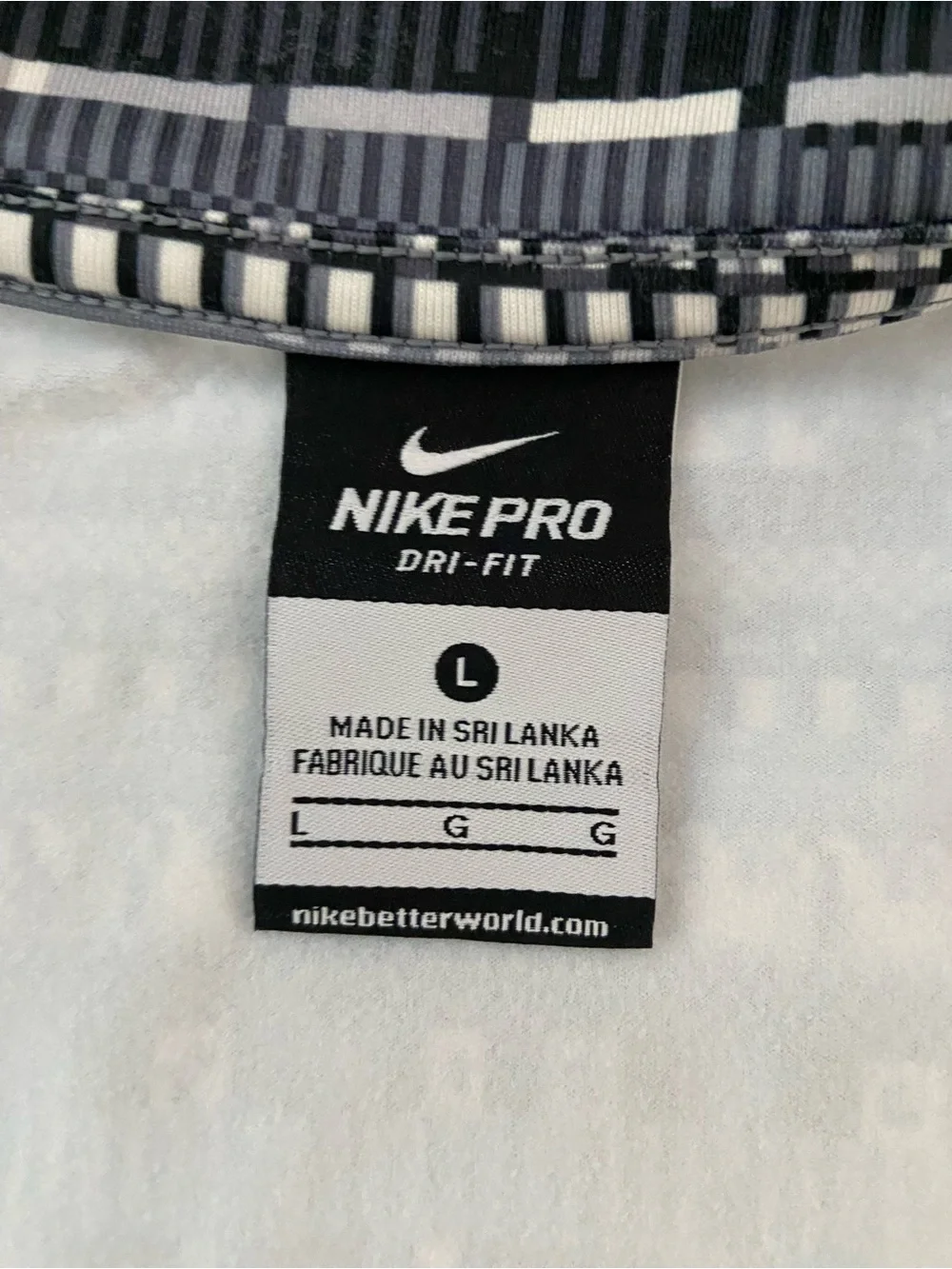 Nike Pro Hyperpro Dri-Fit Women's Black & White Patterned Half-Zip Top - Large